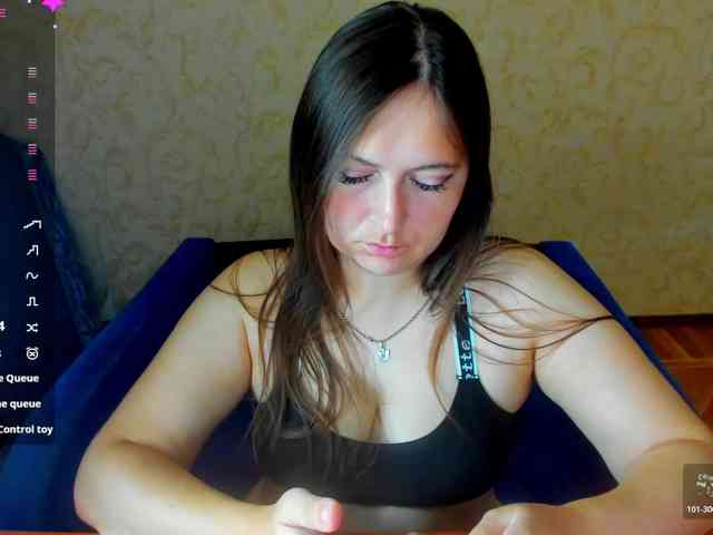 IzzabellaLove webcam