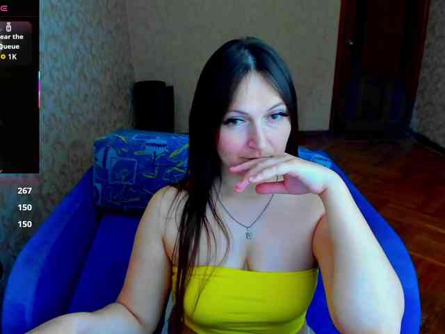 IzzabellaLove webcam