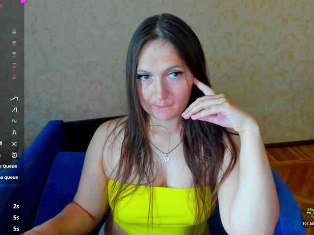 IzzabellaLove webcam