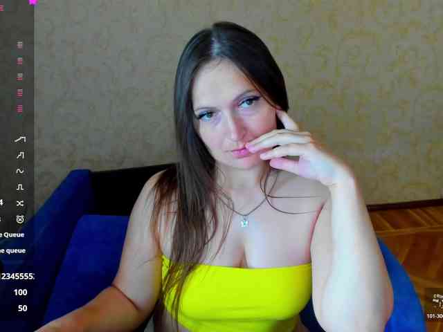 IzzabellaLove webcam