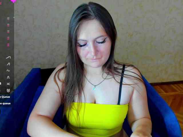 IzzabellaLove webcam