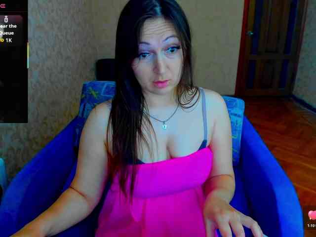 IzzabellaLove webcam