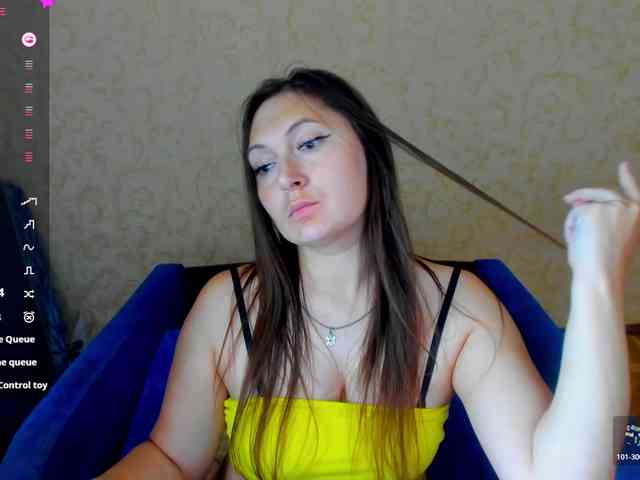 IzzabellaLove webcam
