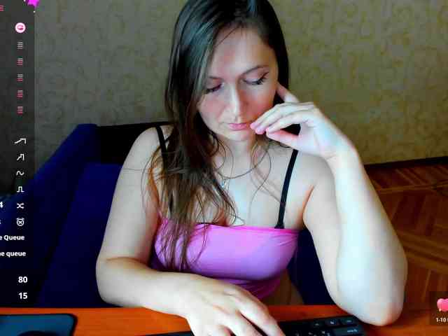 IzzabellaLove webcam