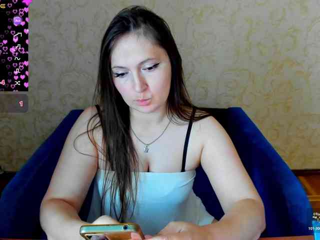 IzzabellaLove webcam