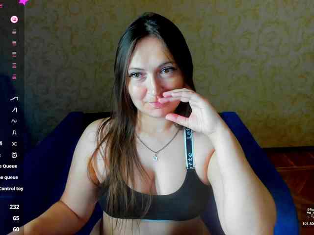 IzzabellaLove webcam