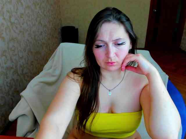 IzzabellaLove webcam