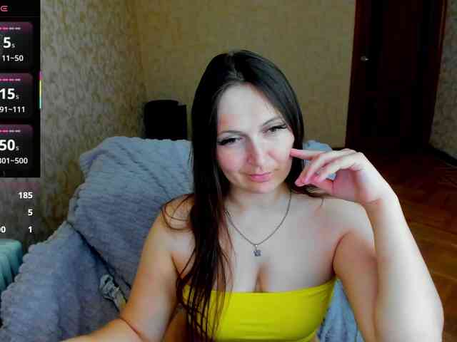 IzzabellaLove webcam
