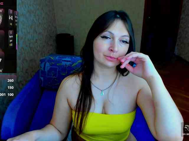 IzzabellaLove webcam