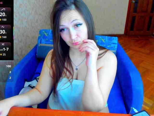 IzzabellaLove webcam