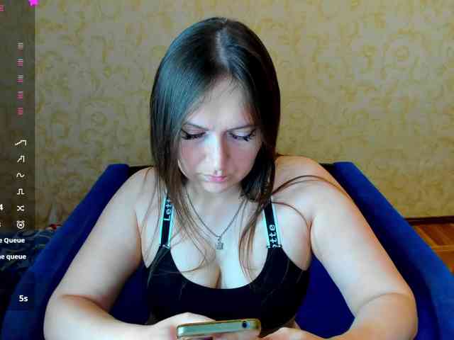 IzzabellaLove webcam