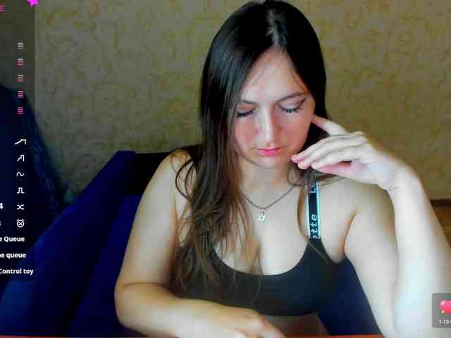 IzzabellaLove webcam