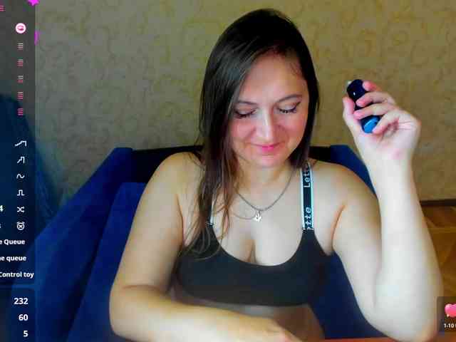 IzzabellaLove webcam