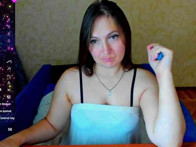 IzzabellaLove webcam