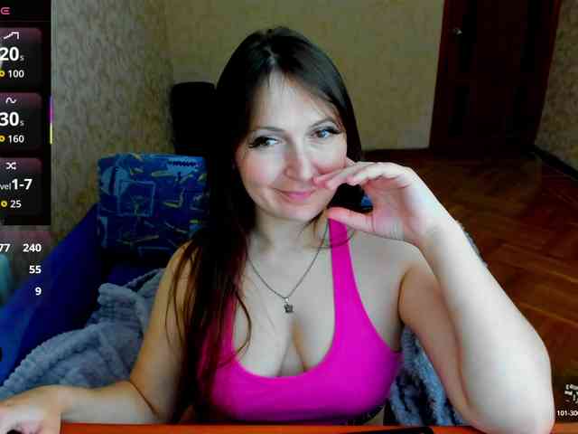 IzzabellaLove webcam