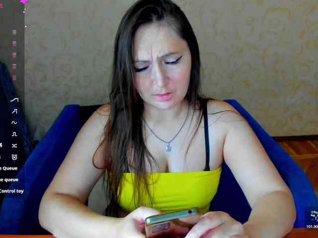 IzzabellaLove webcam