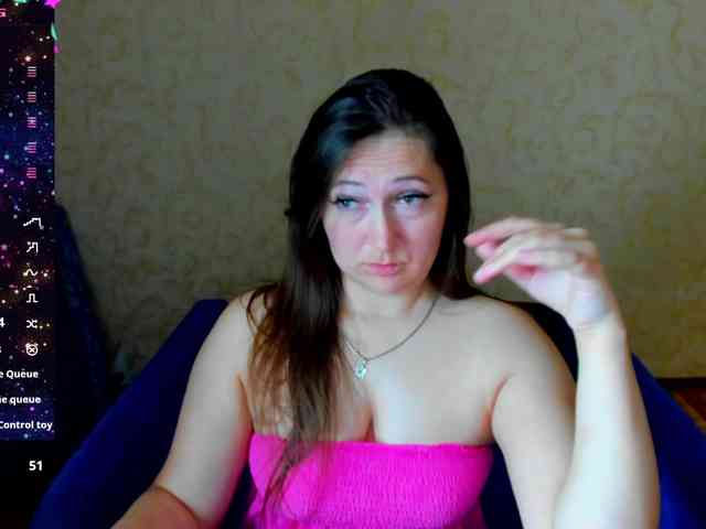 IzzabellaLove webcam