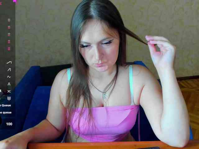 IzzabellaLove webcam