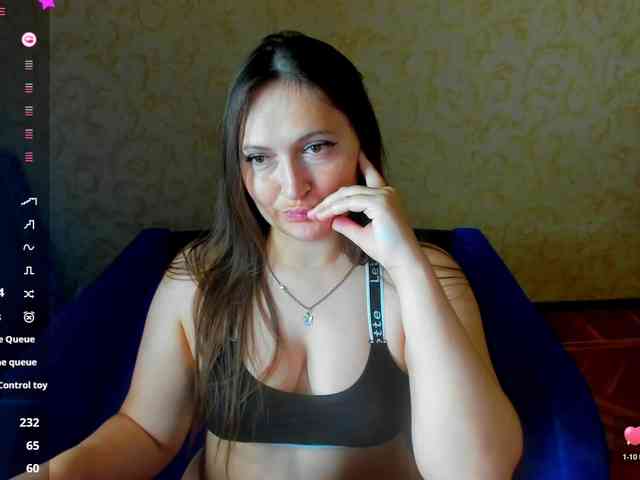 IzzabellaLove webcam