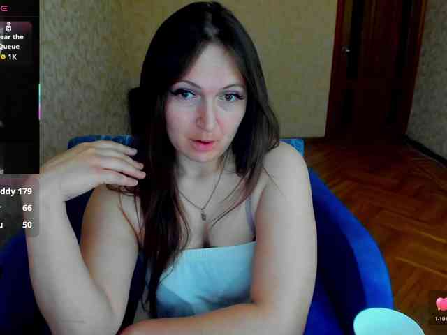 IzzabellaLove webcam