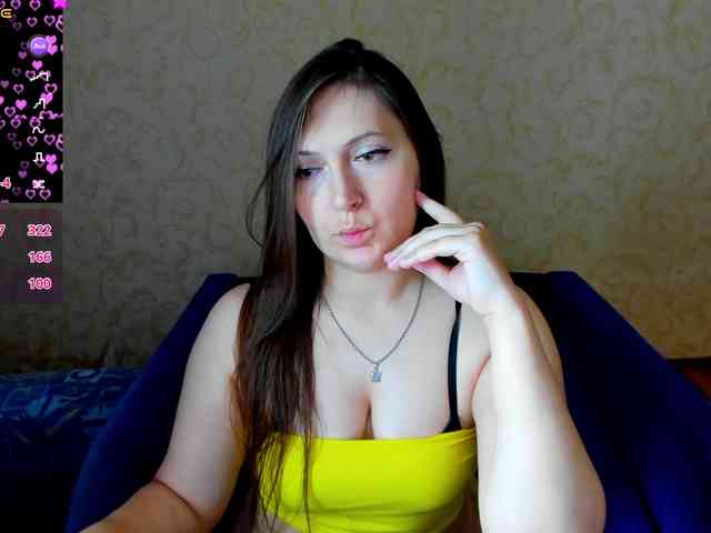 IzzabellaLove webcam