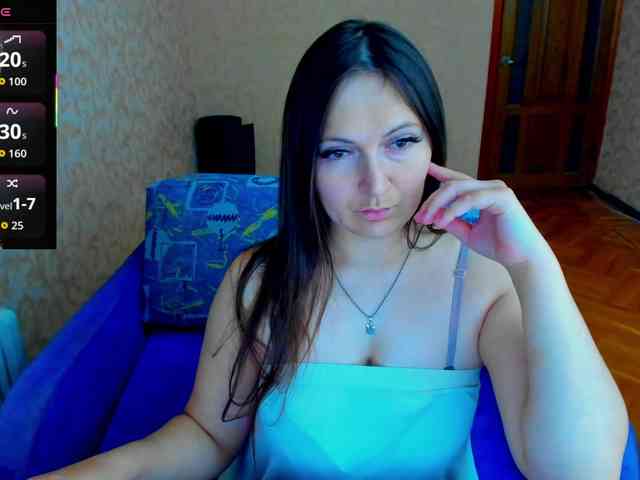 IzzabellaLove webcam