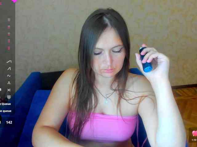 IzzabellaLove webcam