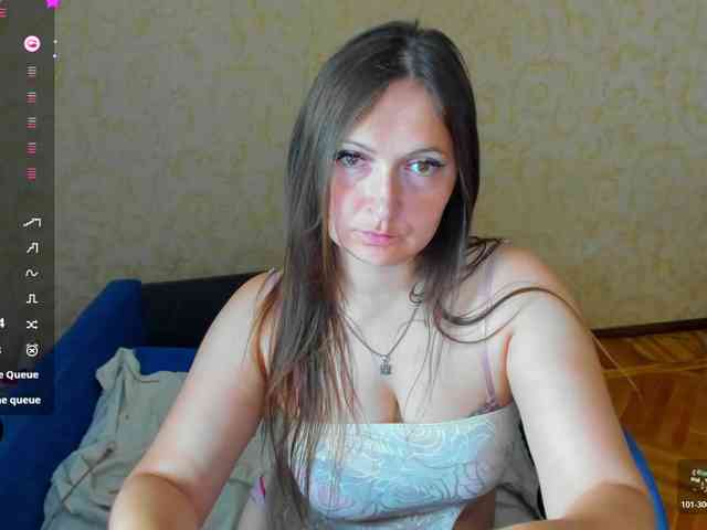 IzzabellaLove webcam