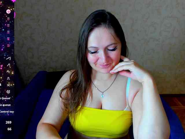 IzzabellaLove webcam
