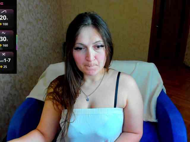 IzzabellaLove webcam