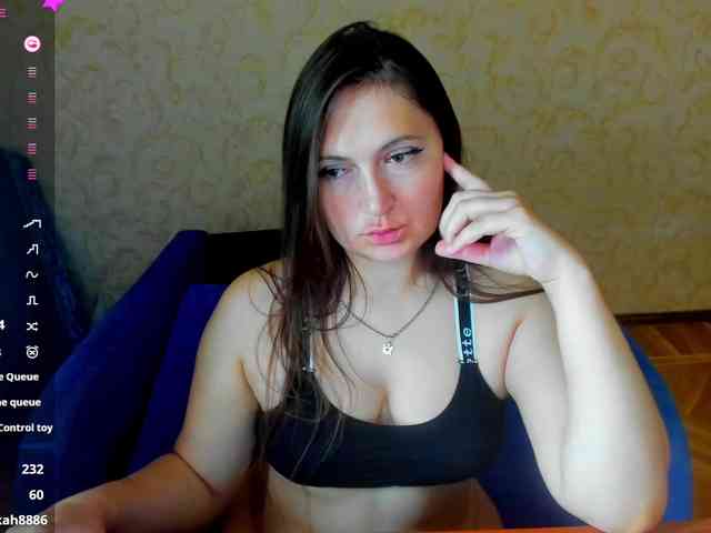 IzzabellaLove webcam