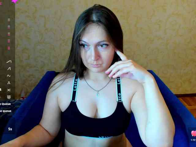 IzzabellaLove webcam