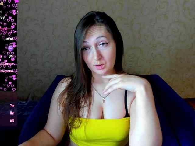 IzzabellaLove webcam