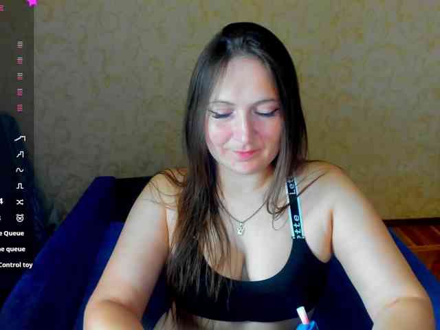 IzzabellaLove webcam