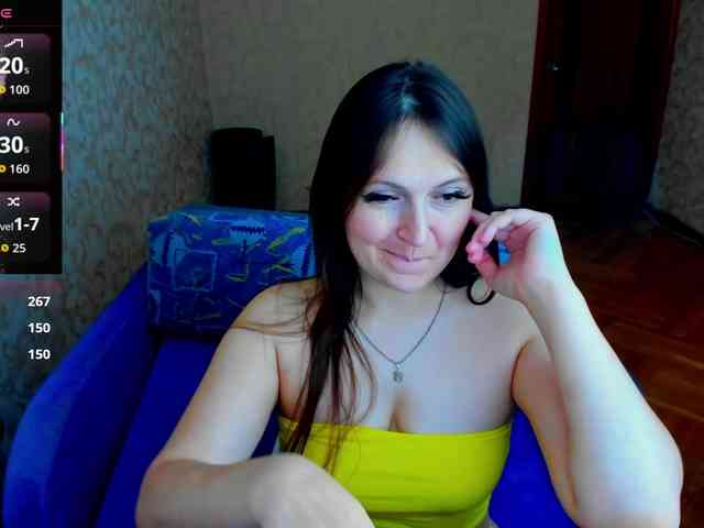 IzzabellaLove webcam