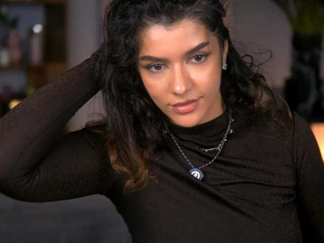 HypnoEyess live cam on BongaCams