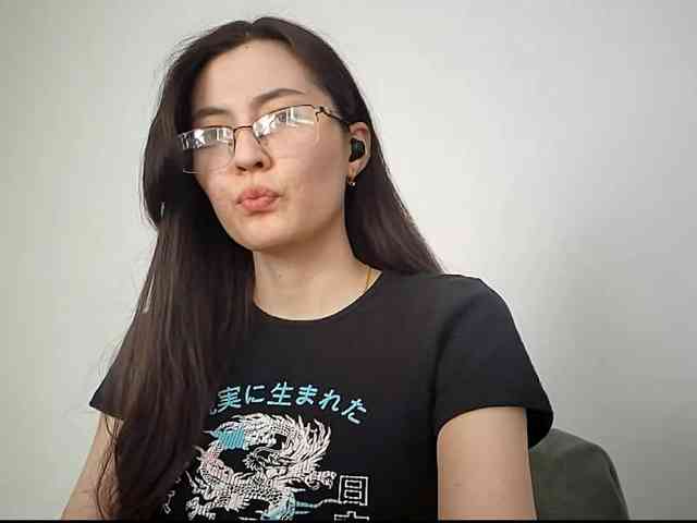 Live stream of OnitaBreeland