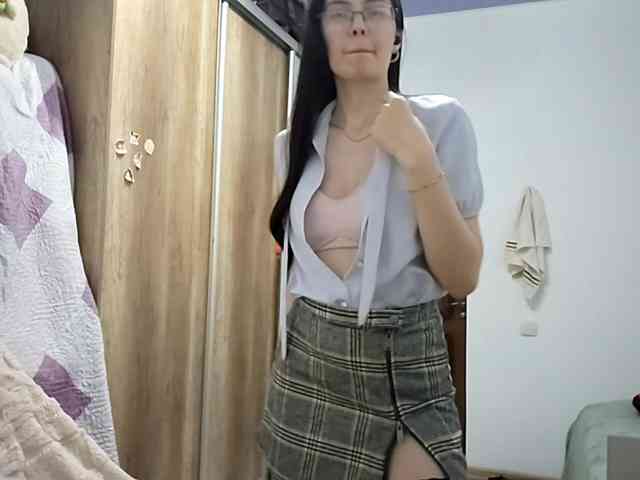 Model: OnitaBreeland