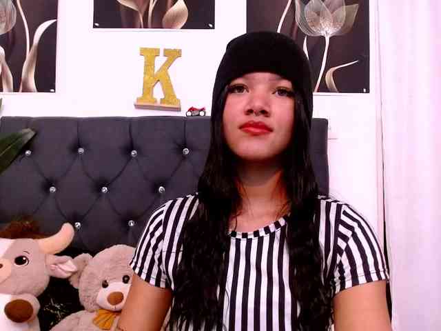 free nude chat Saykimmy