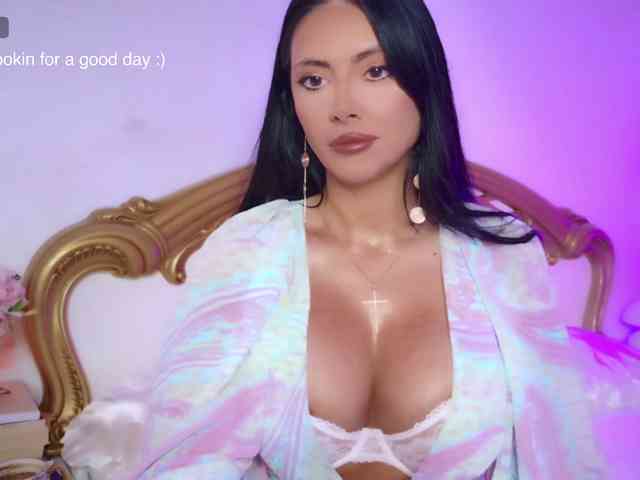 NicoleAnny webcam