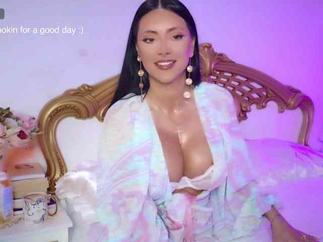 NicoleAnny webcam