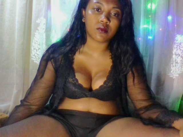 SmileSweet Live Cam on BongaCams