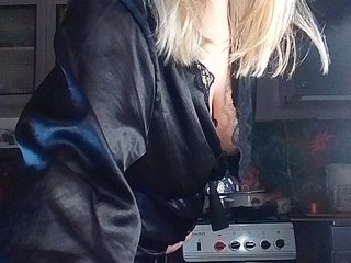 Sandra26a Porn Show