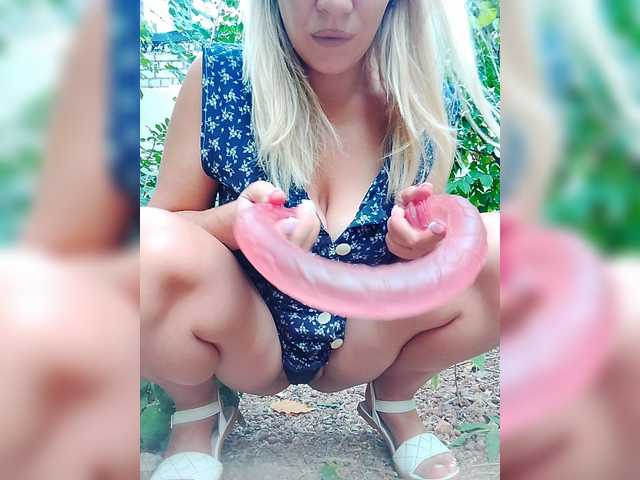 Sandra26a live cam on BongaCams
