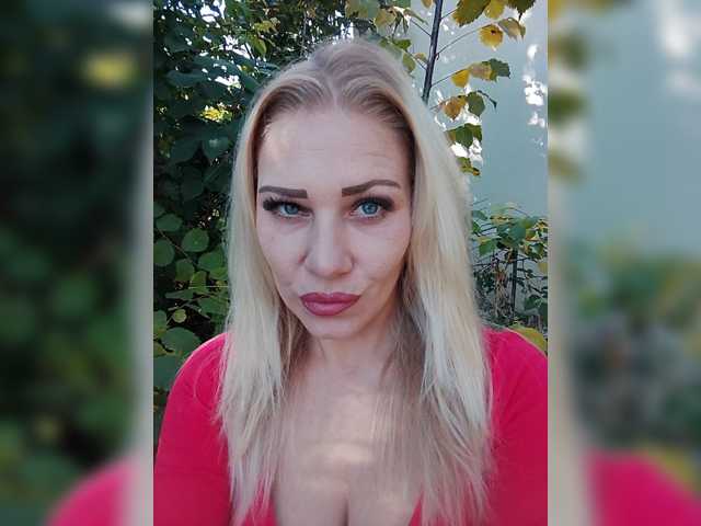 Sandra26a live cam on BongaCams