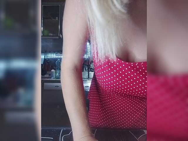 Sandra26a live cam on BongaCams