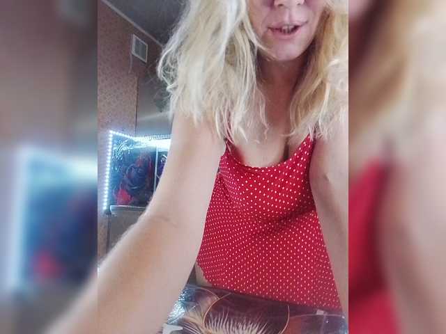 Sandra26a live cam on BongaCams