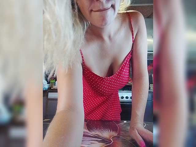 Sandra26a live cam on BongaCams