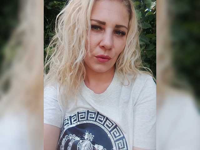 Live трансляция Sandra26a - Runet.cam