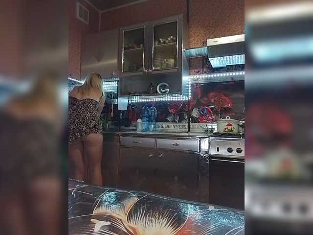 Sandra26a live cam on BongaCams